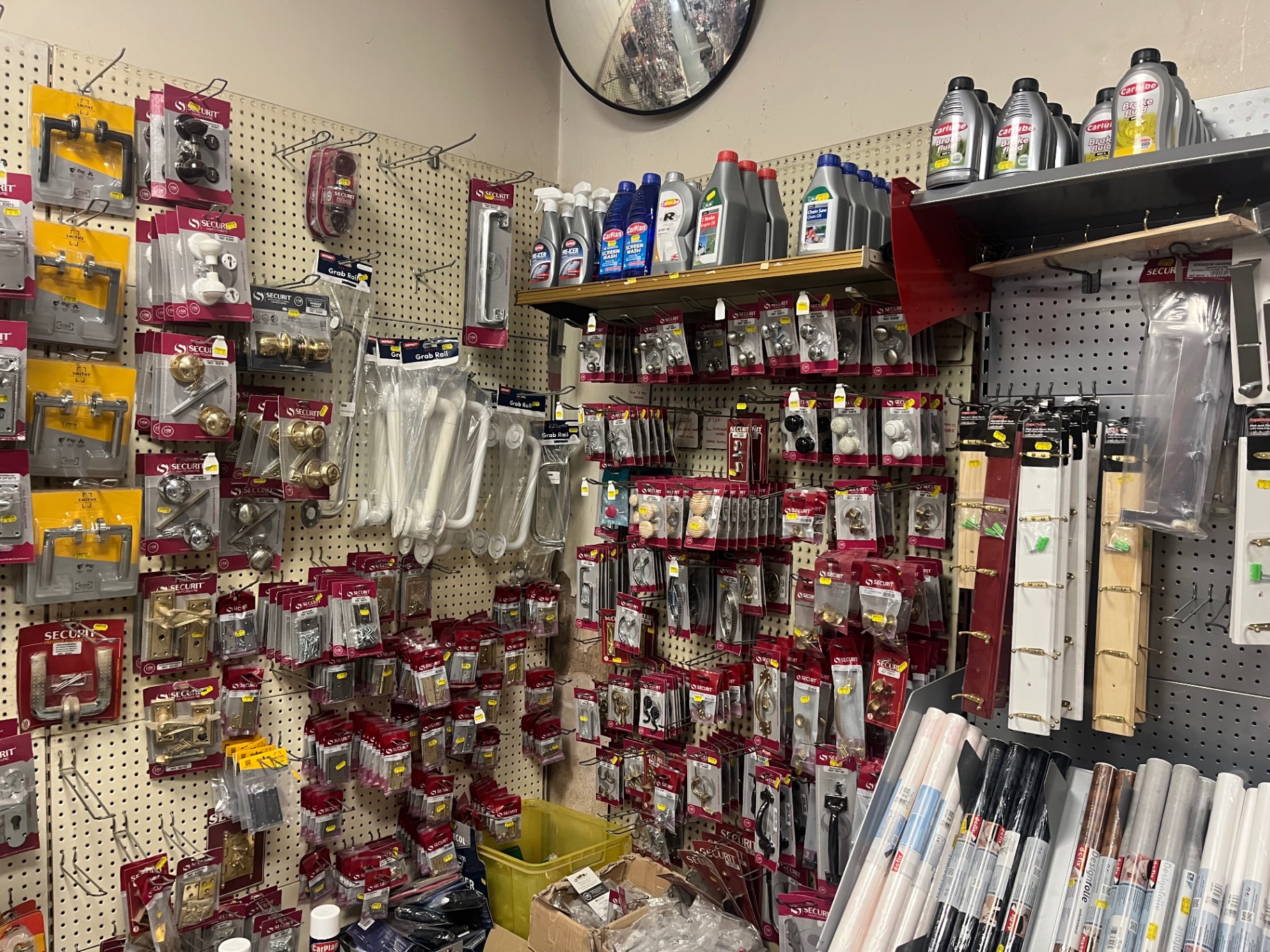 County DIY hardware wall with handles, locks and household fittings